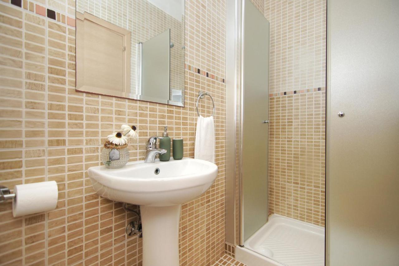 Nissi Adamite Villa 아이아 나파 외부 사진