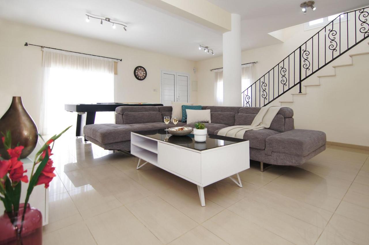 Nissi Adamite Villa 아이아 나파 외부 사진